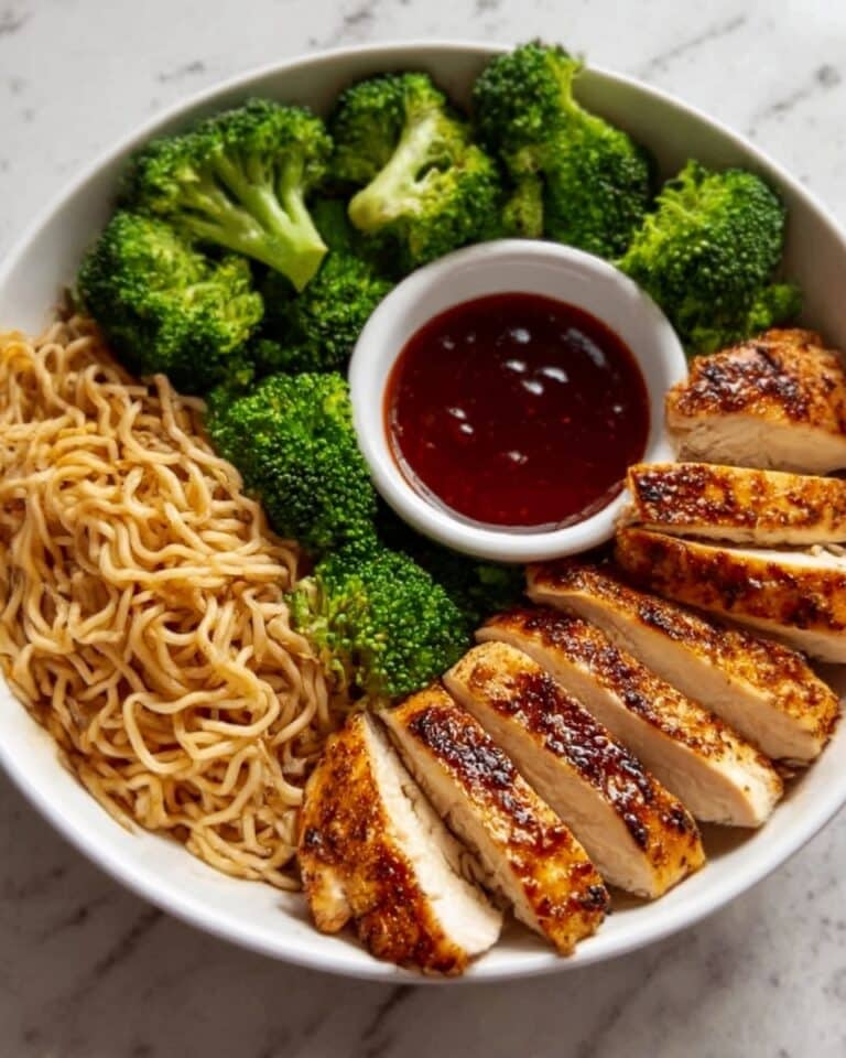 Spicy Garlic Chicken and Broccoli Noodle Bowls Recipe